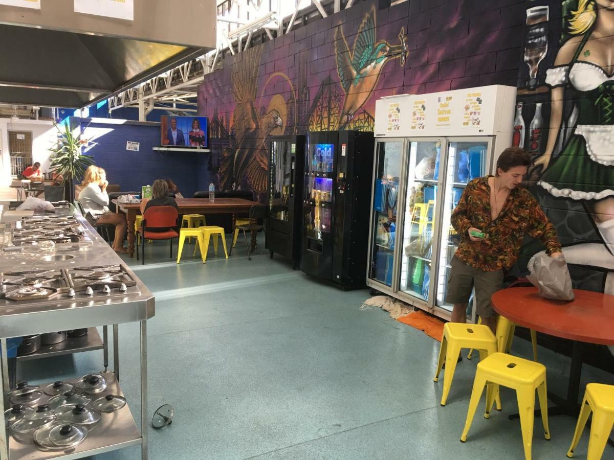Big Bird Backpackers Hostel Brisbane Ngoại thất bức ảnh